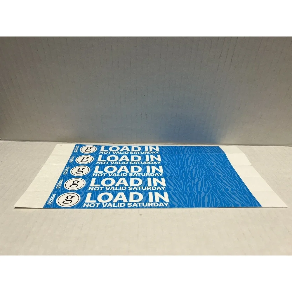 Garth Brooks Paper Wristbands Local Crew set of 5 Fan Favorite‎